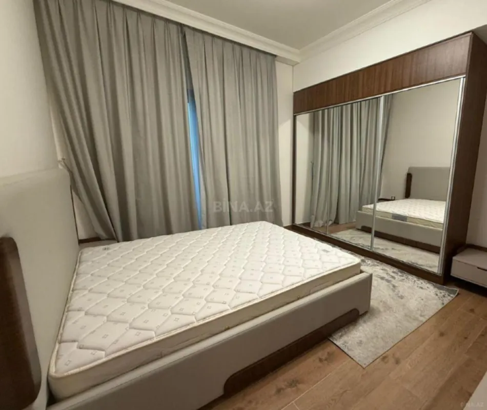 Kirayə verilir 2 otaqlı mənzil 80 m²