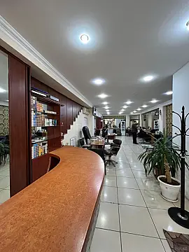 Kirayə verilir 8 otaqlı ofis 200 m²