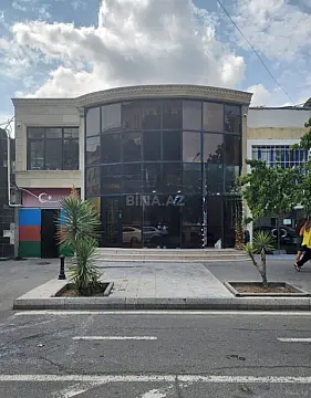 Kirayə verilir 8 otaqlı ofis 200 m² — Bakı 8 otaq 200.00 m²