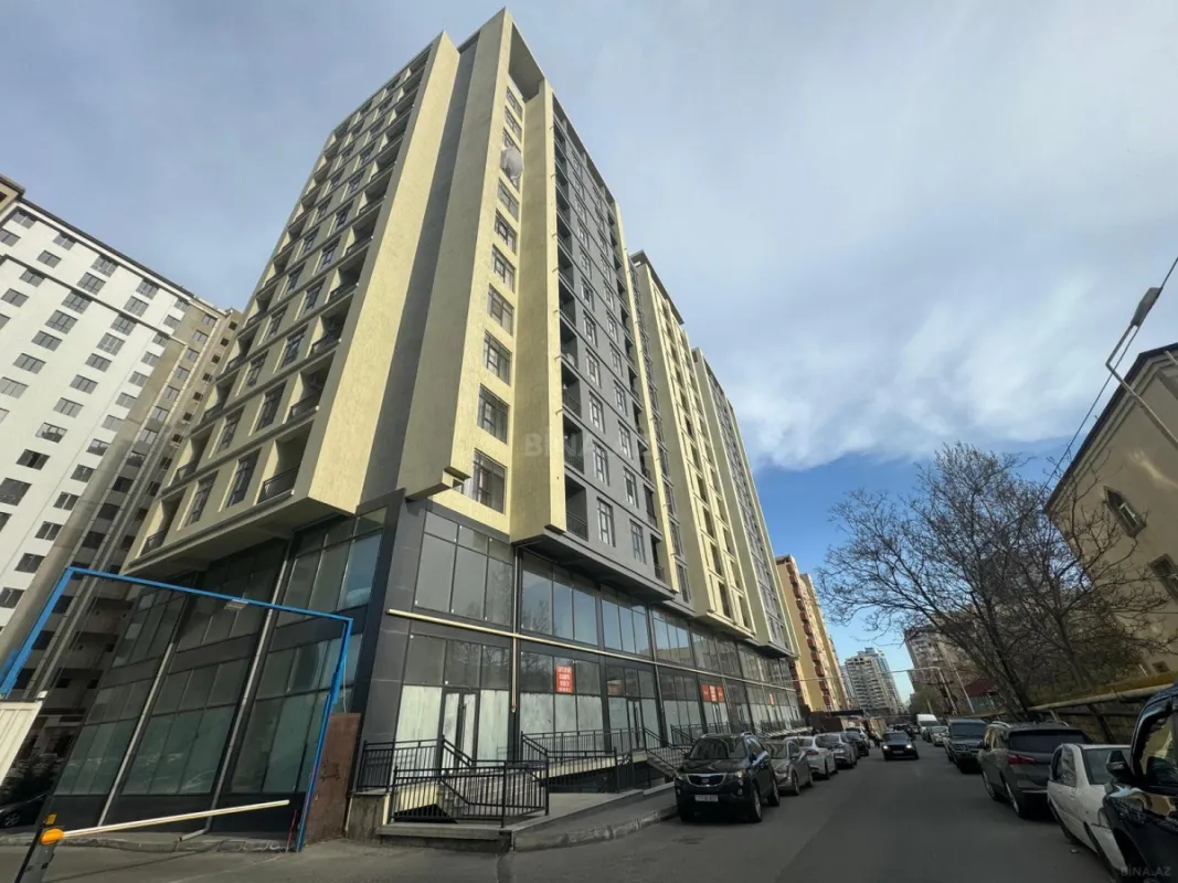 Satılır 2 otaqlı mənzil 102 m²