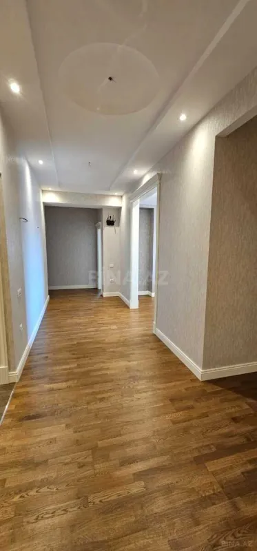 Kirayə verilir 5 otaqlı mənzil 250 m²