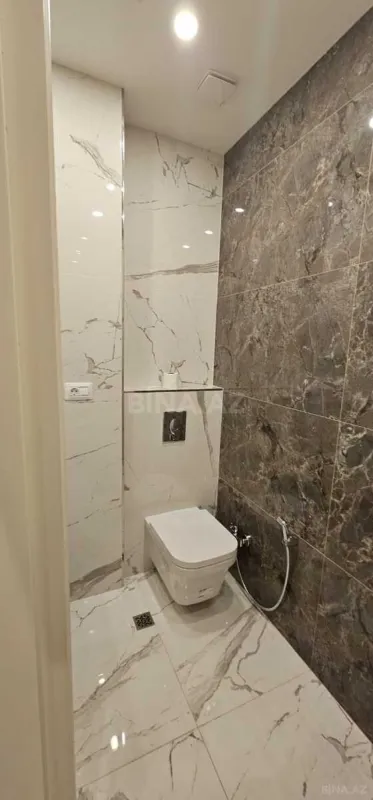 Kirayə verilir 5 otaqlı mənzil 250 m²