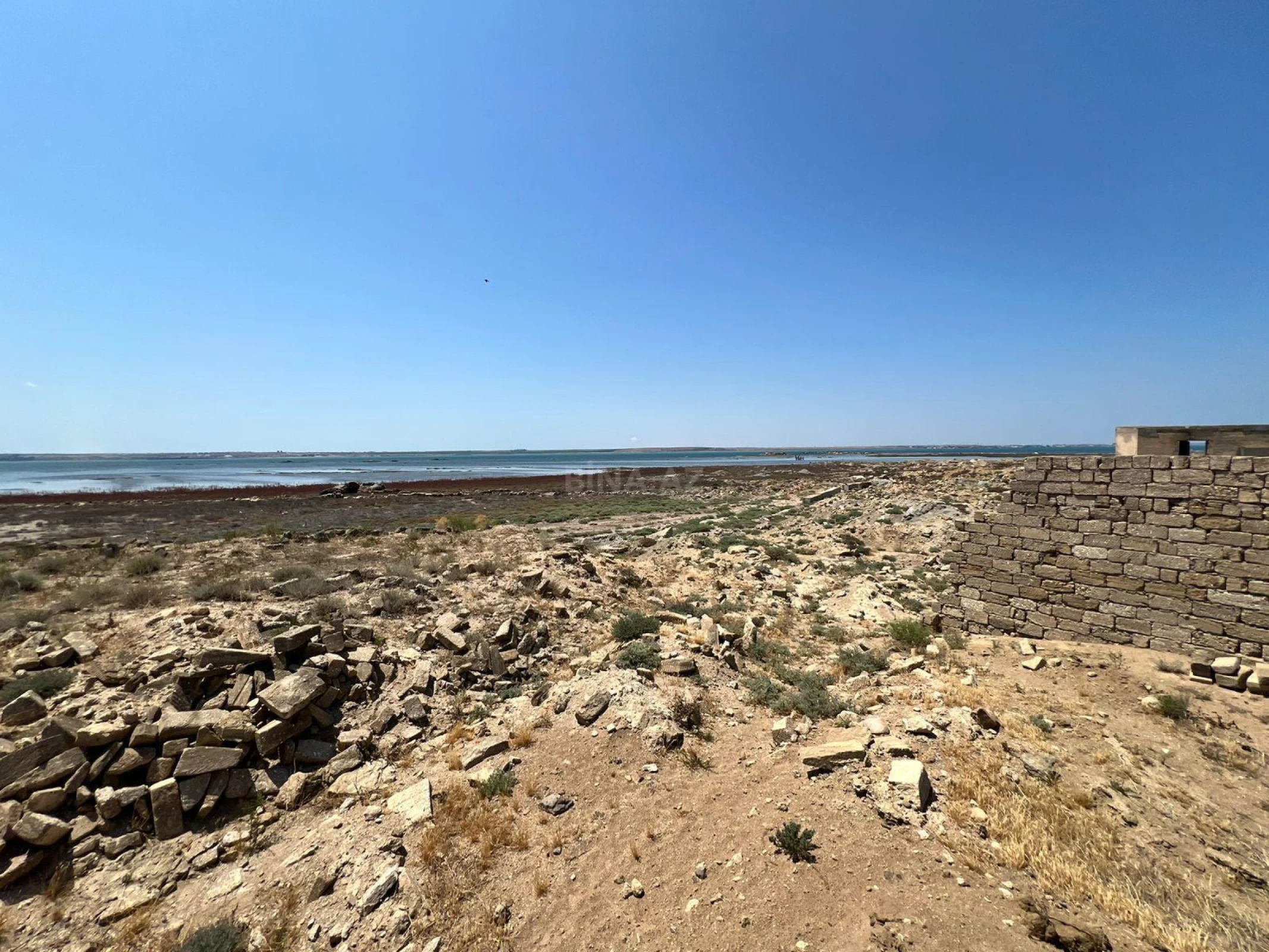 Satılır torpaq sahəsi 10 m²