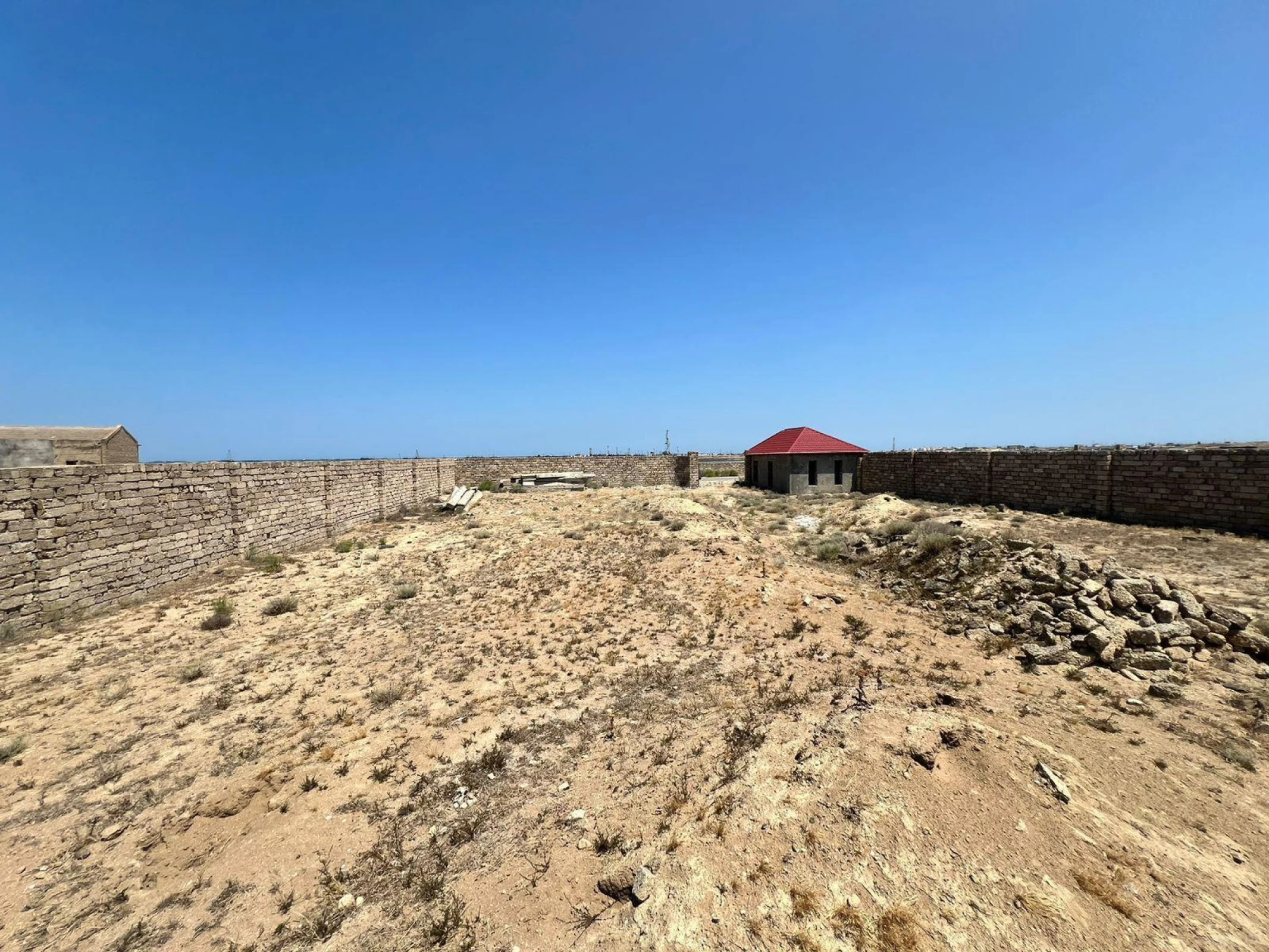 Satılır torpaq sahəsi 10 m²