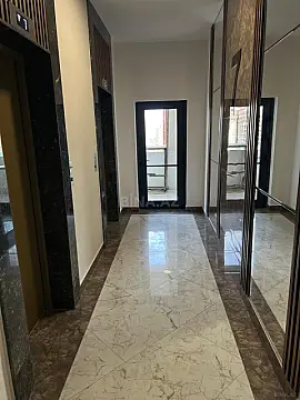 Kirayə verilir 2 otaqlı mənzil 75 m²