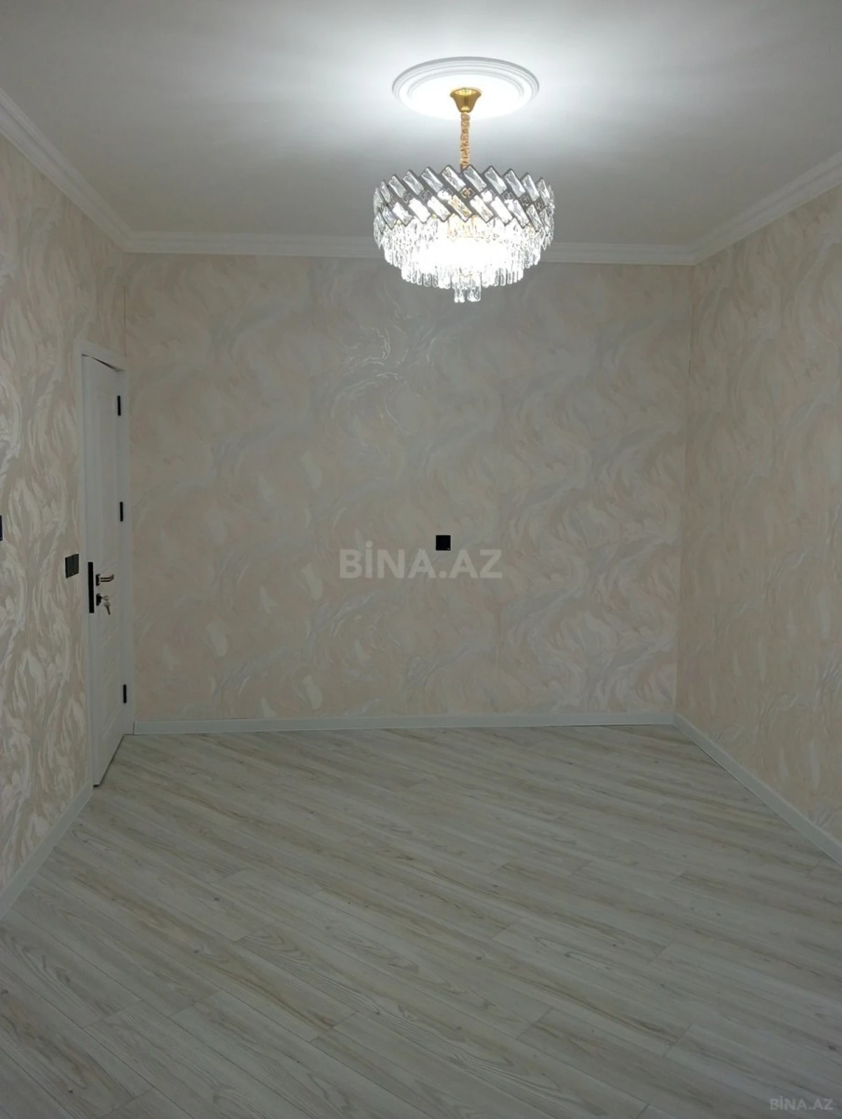 Satılır 3 otaqlı mənzil 75 m²