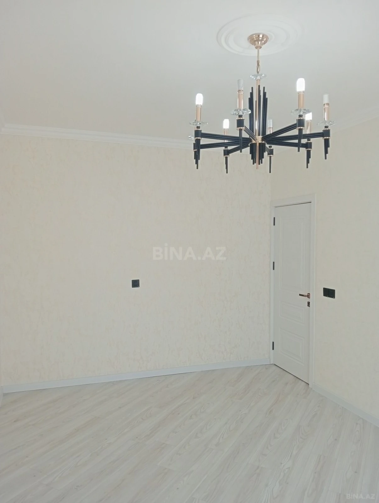 Satılır 3 otaqlı mənzil 75 m²