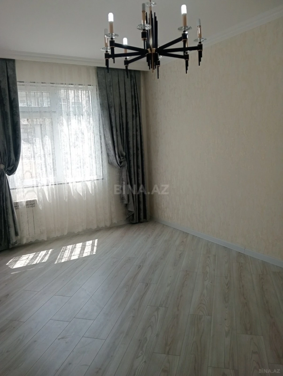Satılır 3 otaqlı mənzil 75 m²