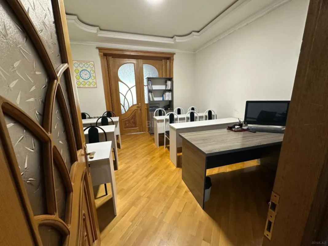 Kirayə verilir 2 otaqlı ofis 120 m²