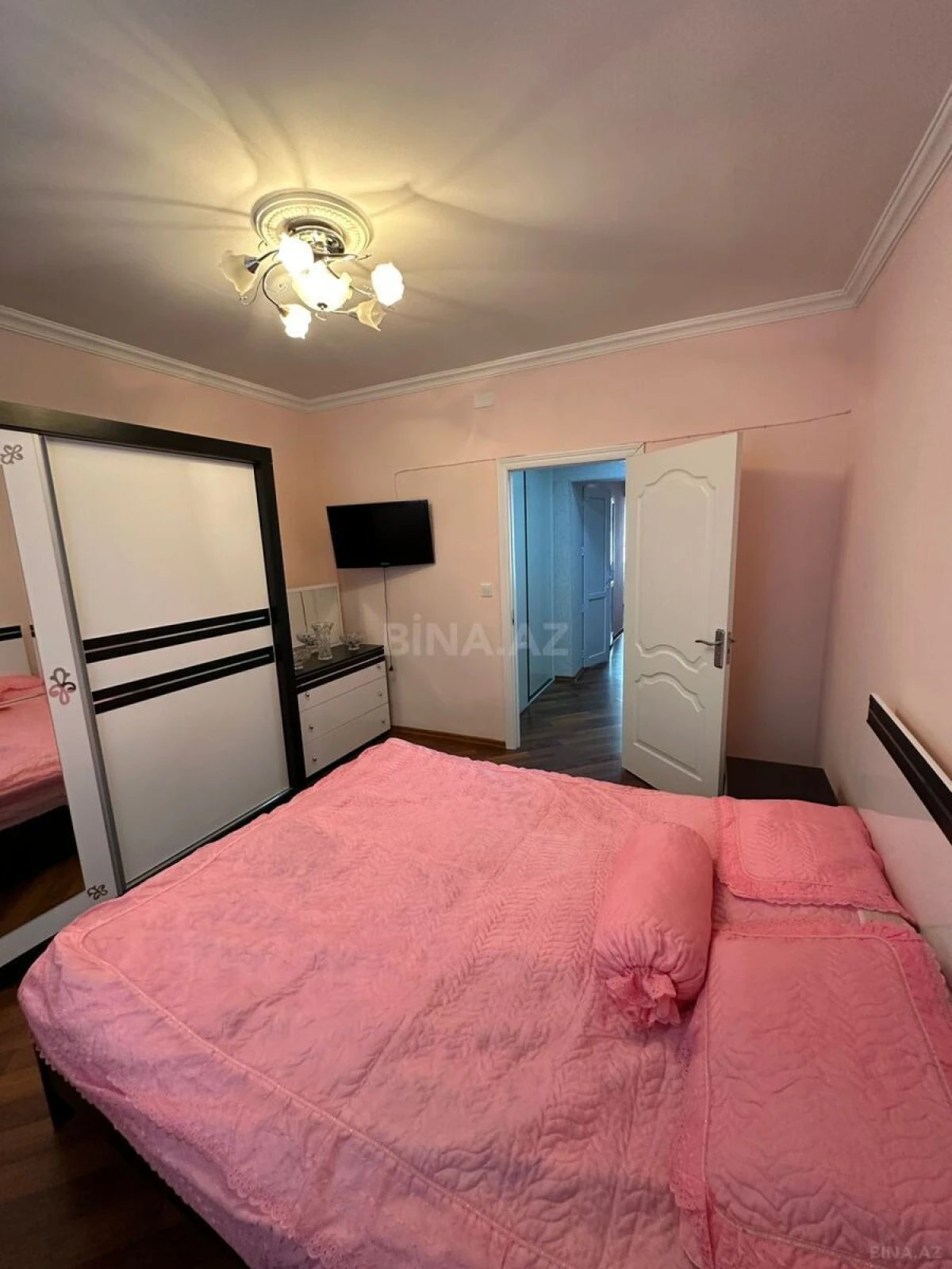 Satılır 2 otaqlı mənzil 50 m²