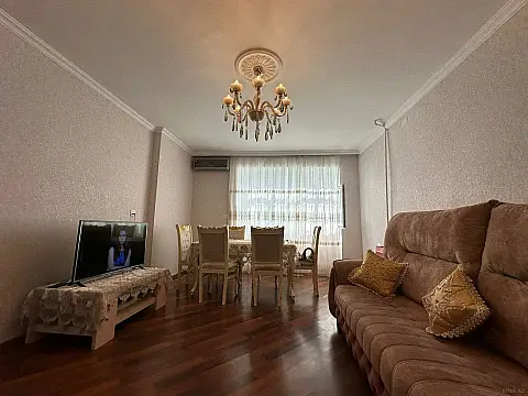 Satılır 2 otaqlı mənzil 50 m² — Bakı, 8-ci kilometr 2 otaq 50.00 m²
