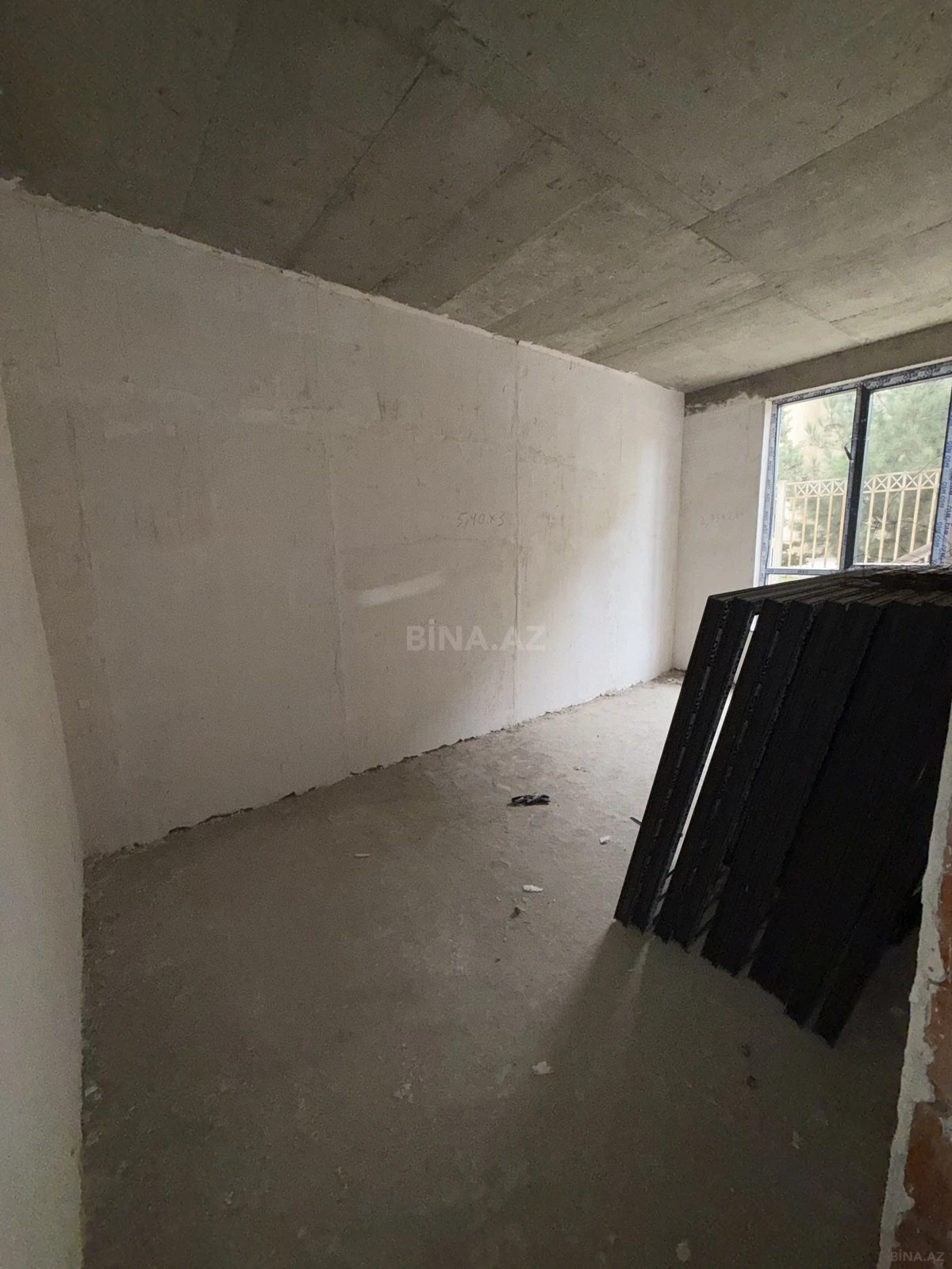 Satılır 2 otaqlı mənzil 65 m²