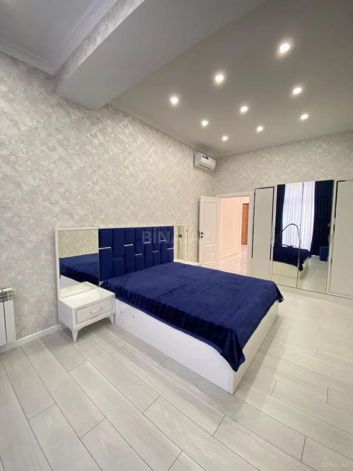 Kirayə verilir 3 otaqlı mənzil 120 m²