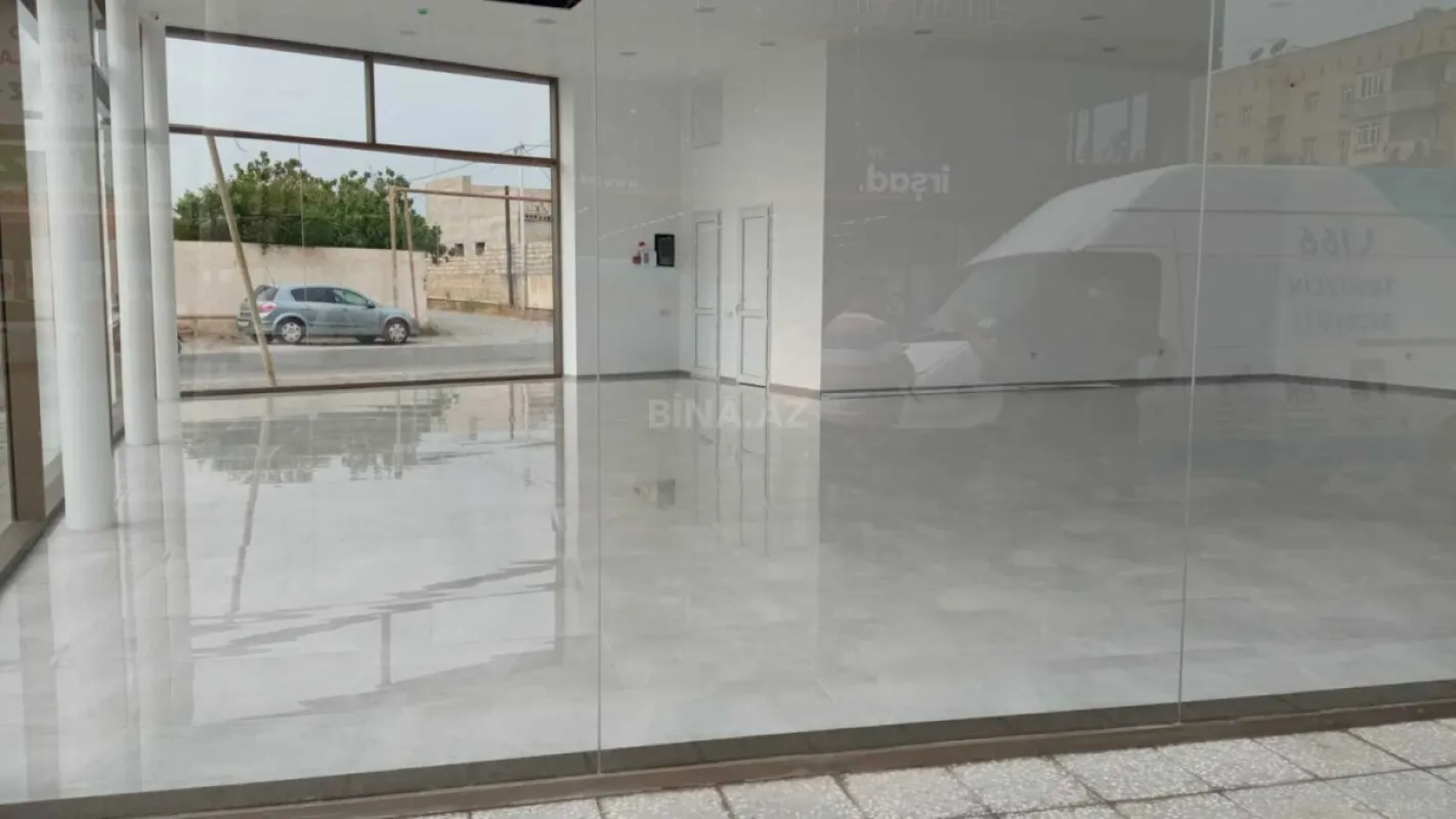 Satılır obyekt 180 m²