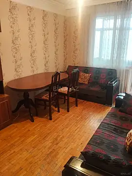 Satılır 2 otaqlı mənzil 47 m²