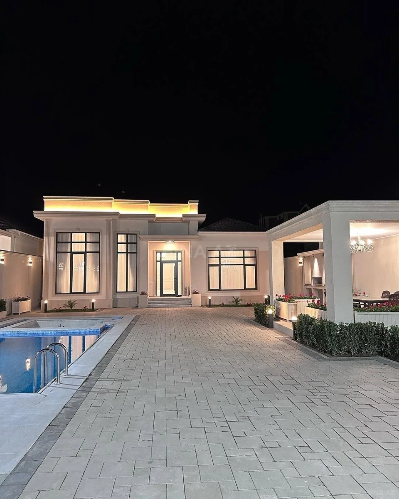 Kirayə verilir 5 otaqlı həyət evi 350 m²