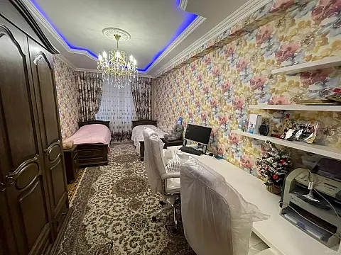 Kirayə verilir 3 otaqlı mənzil 170 m²