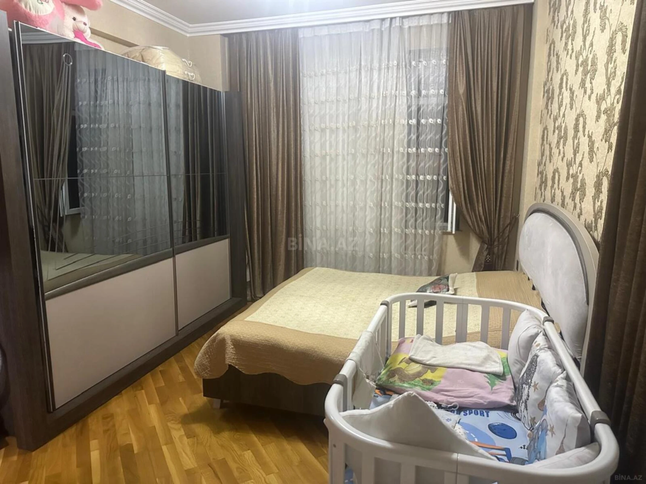 Satılır 2 otaqlı mənzil 86 m²
