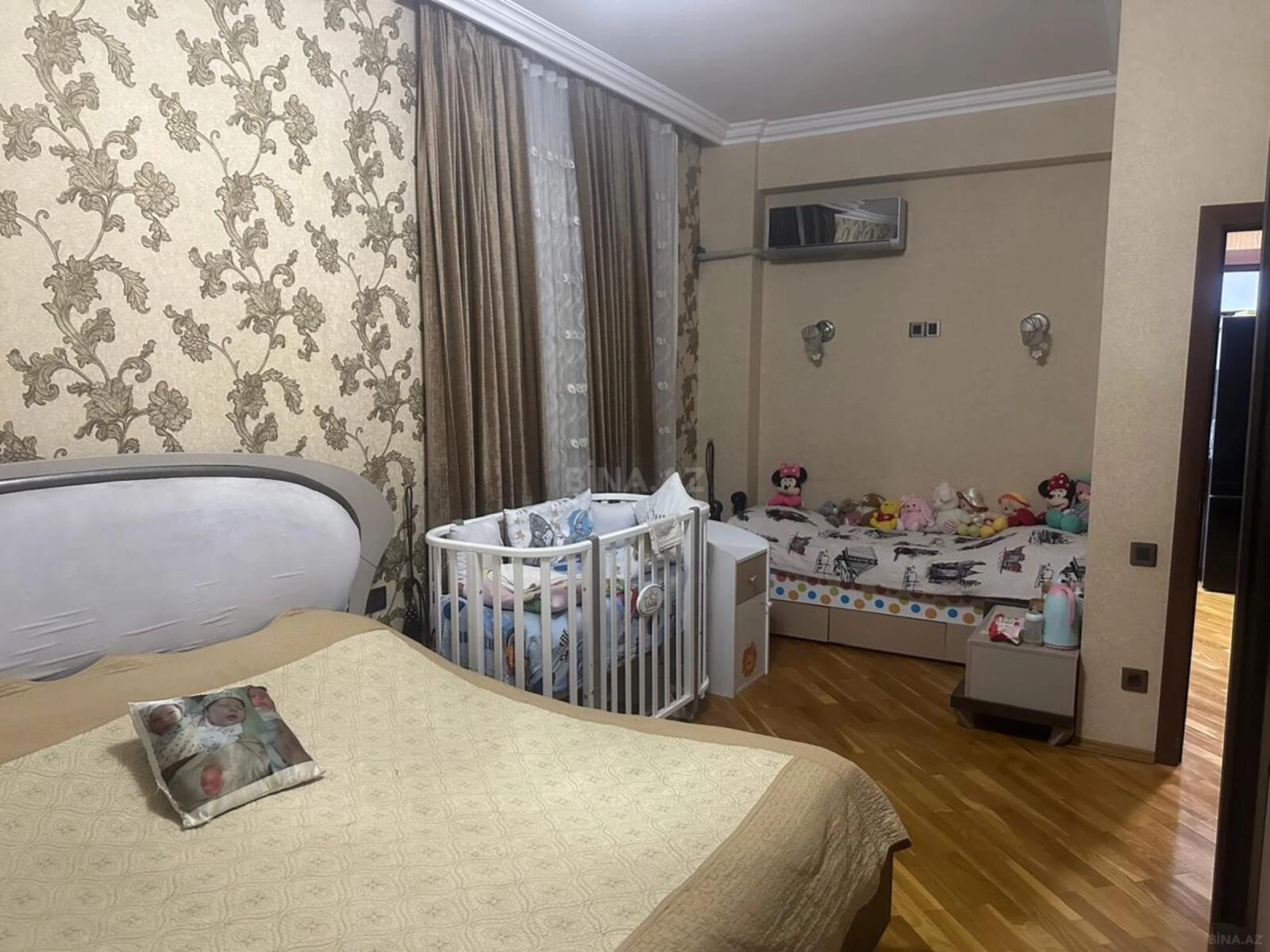 Satılır 2 otaqlı mənzil 86 m²