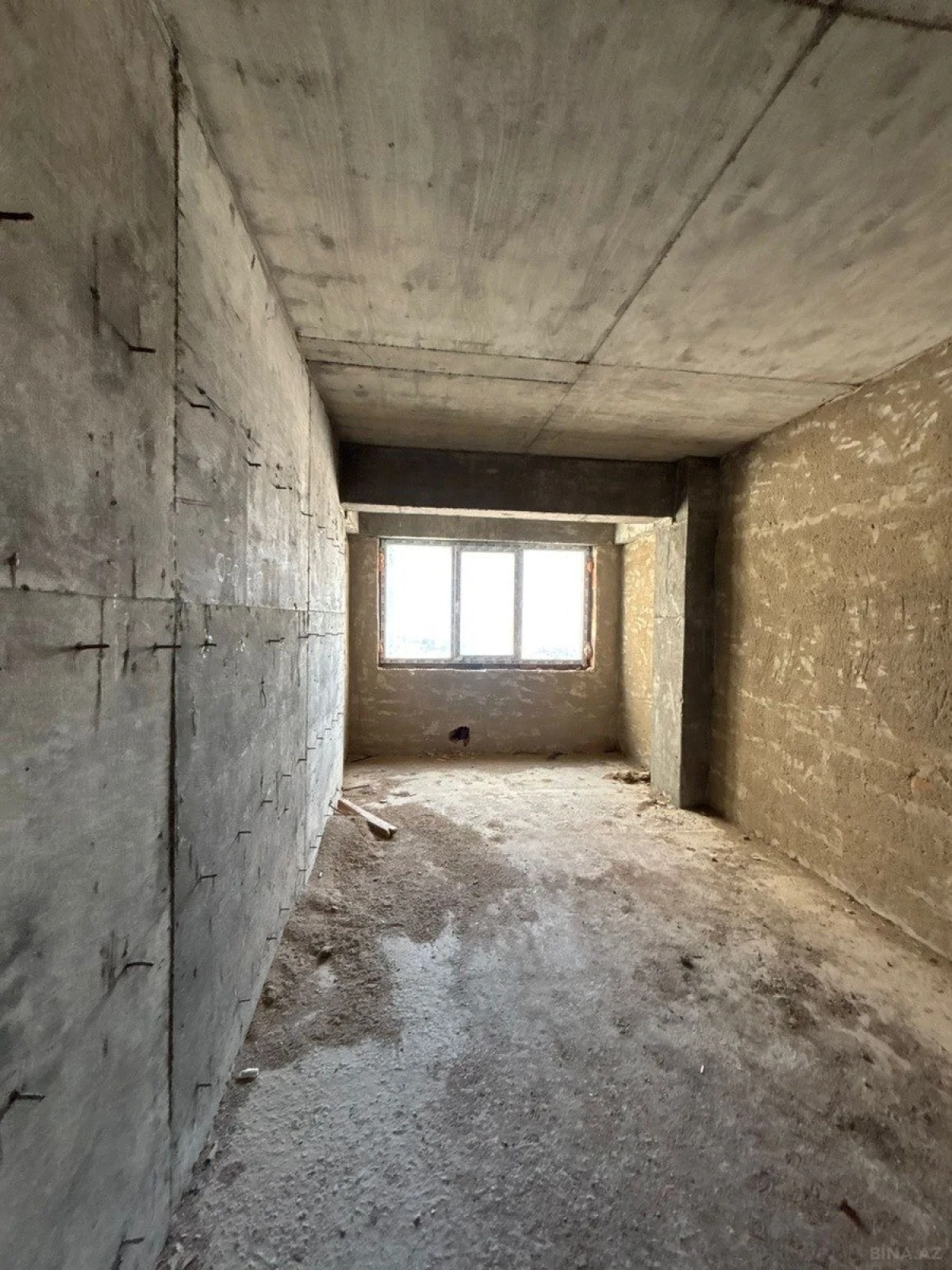 Satılır 3 otaqlı mənzil 120 m²