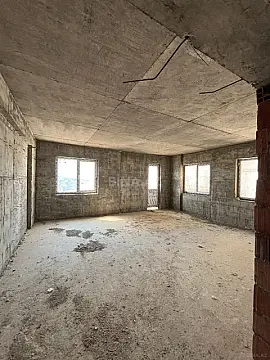 Satılır 3 otaqlı mənzil 120 m²