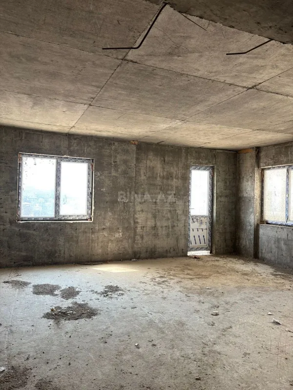 Satılır 3 otaqlı mənzil 120 m²