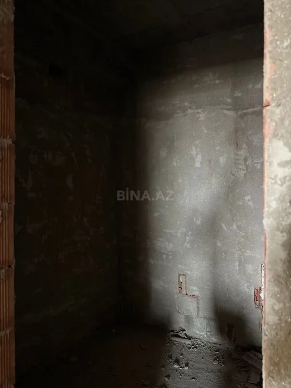 Satılır 3 otaqlı mənzil 120 m²