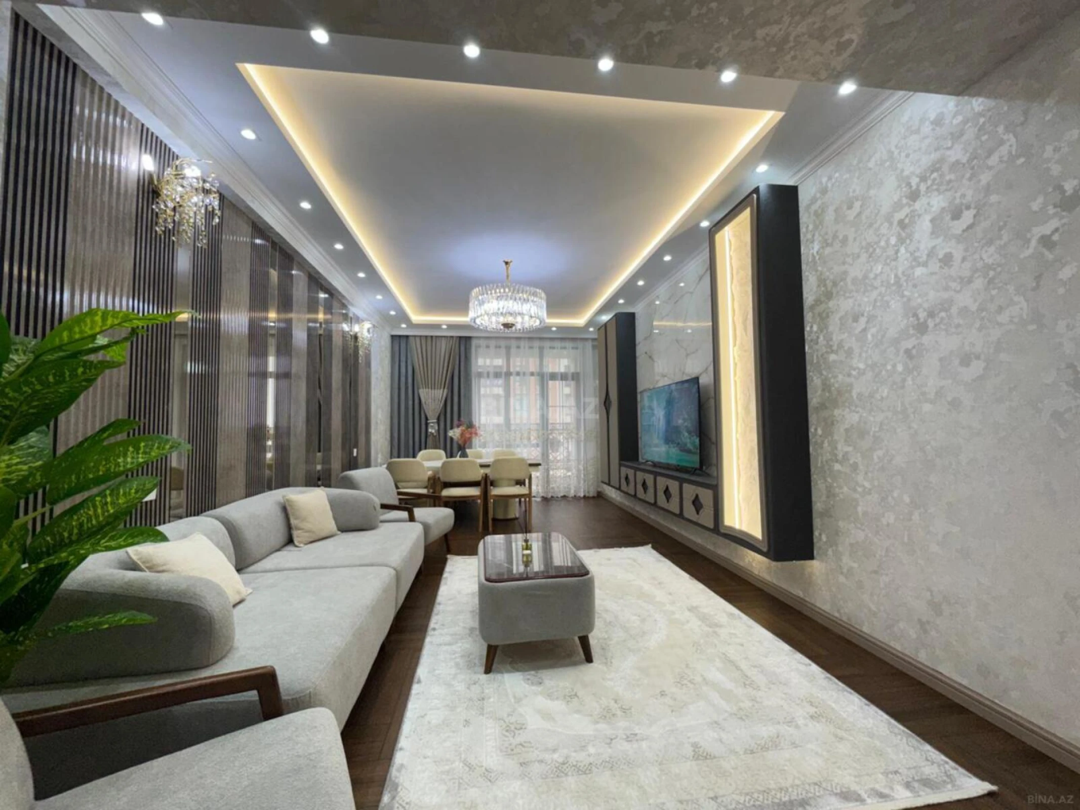 Satılır 3 otaqlı mənzil 127 m²