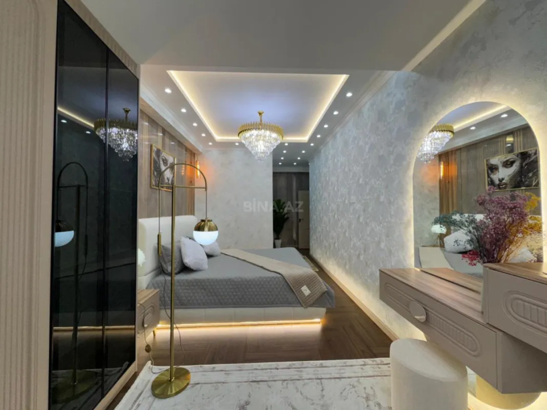 Satılır 3 otaqlı mənzil 127 m²