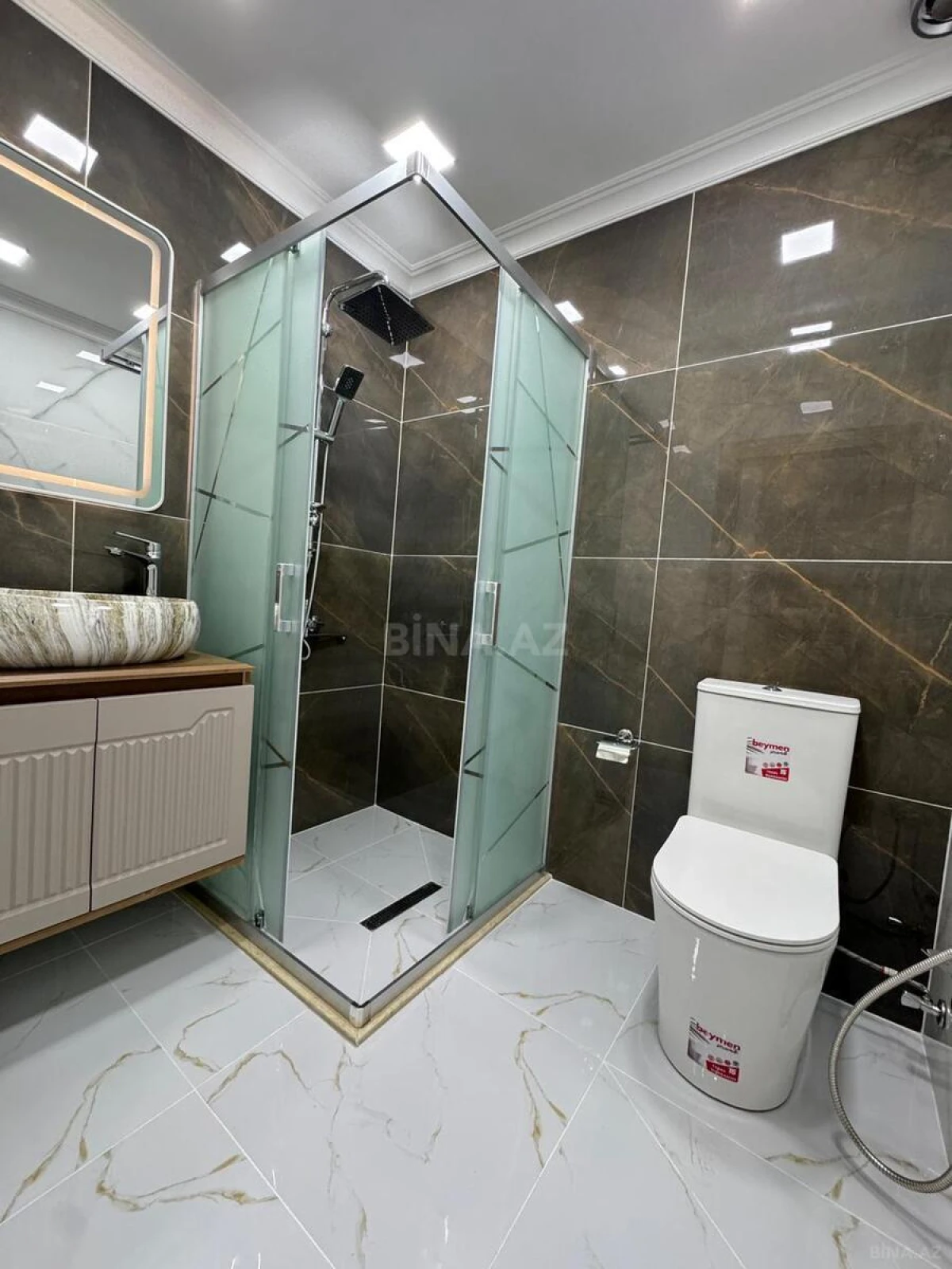 Satılır 3 otaqlı mənzil 127 m²