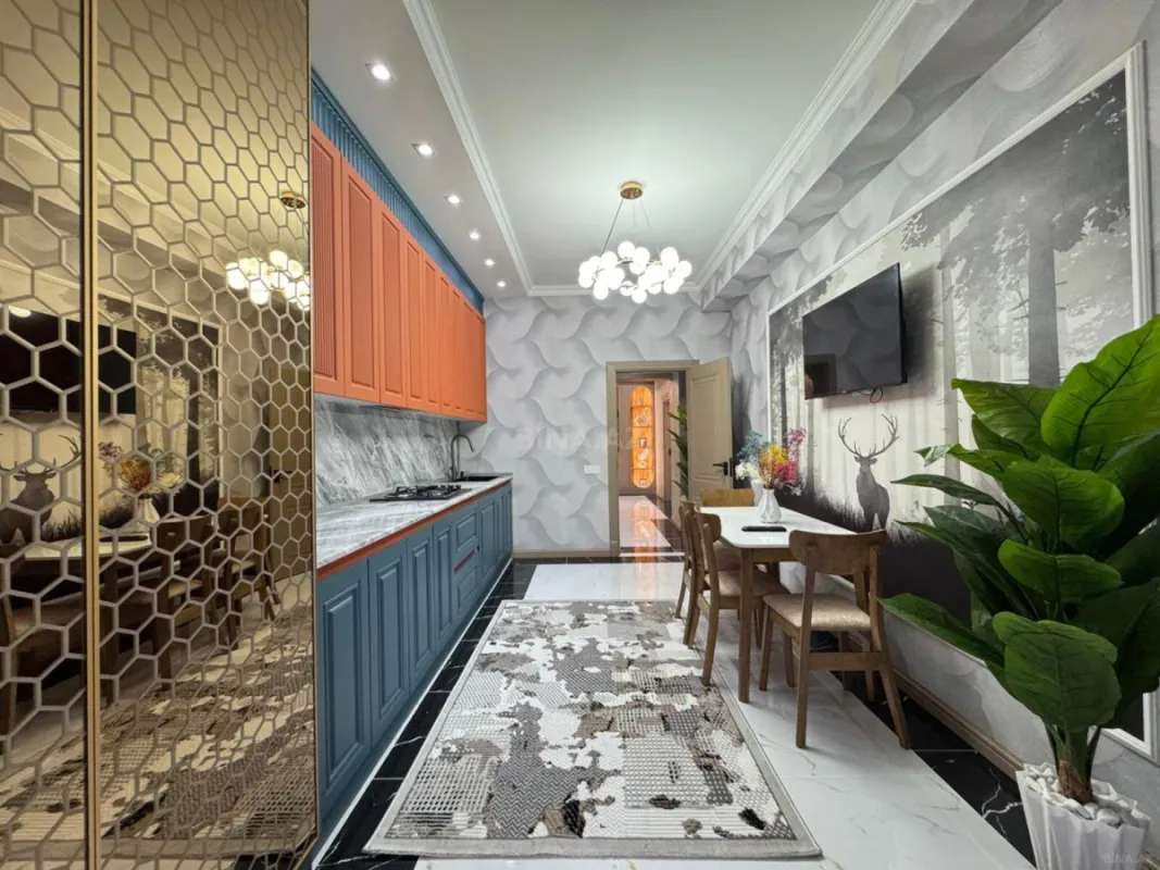 Satılır 3 otaqlı mənzil 127 m²