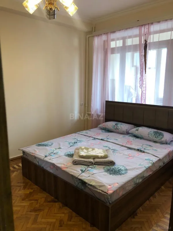 Kirayə verilir 3 otaqlı mənzil 90 m²