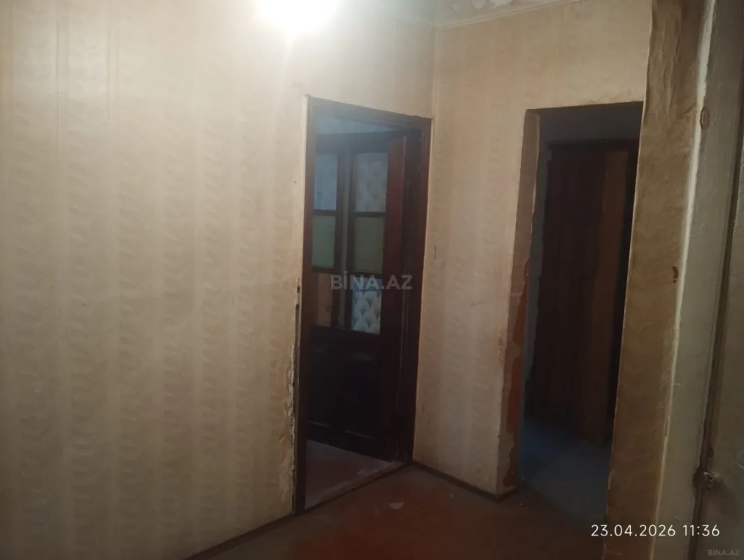 Satılır 5 otaqlı mənzil 120 m²