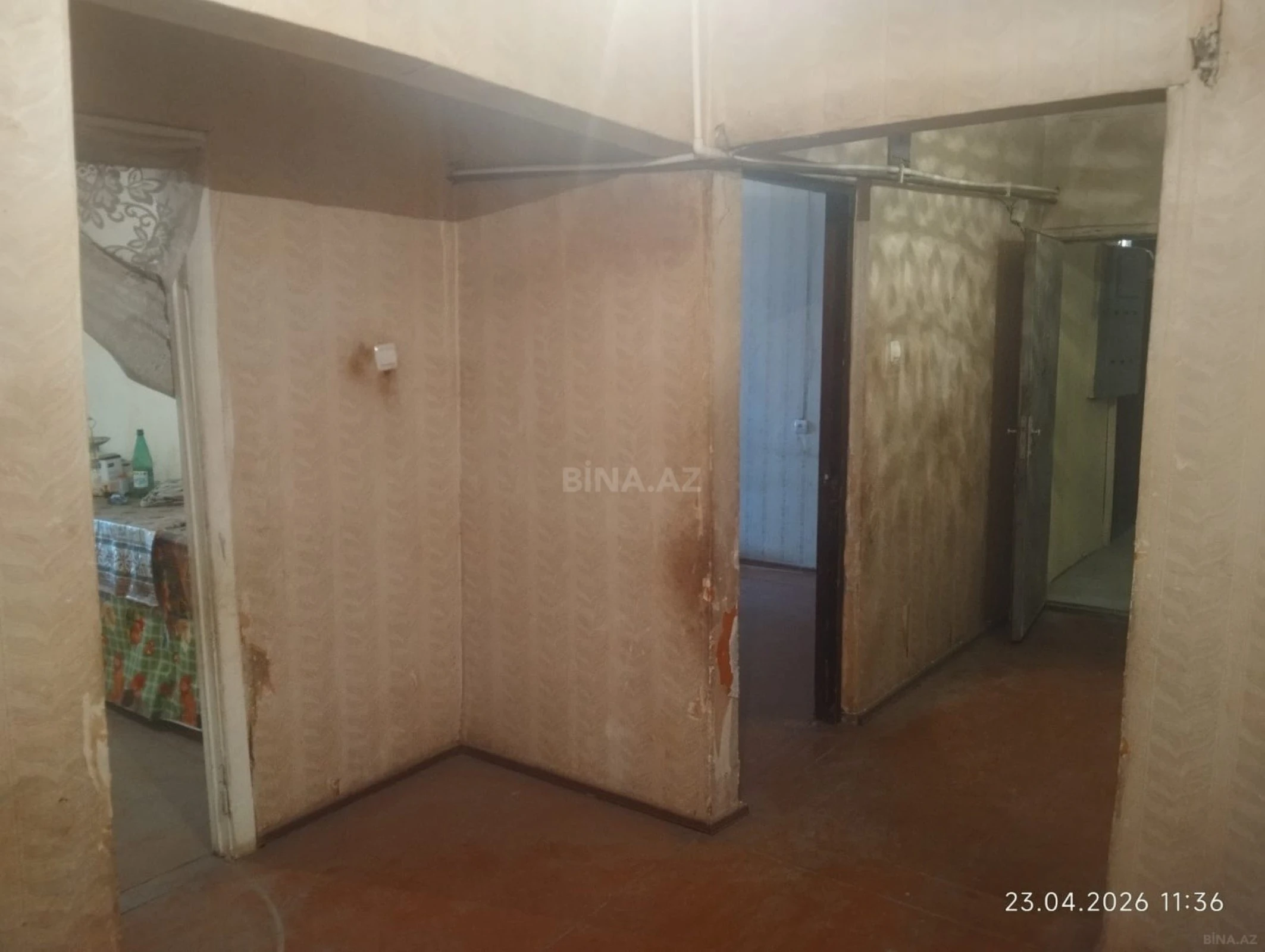Satılır 5 otaqlı mənzil 120 m²