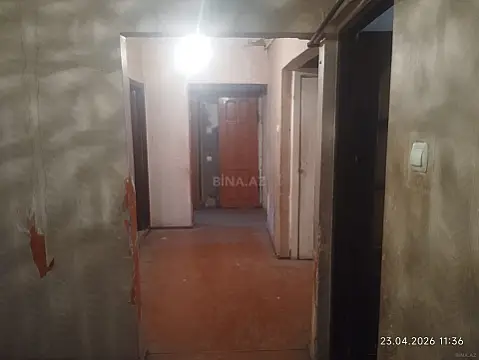 Satılır 5 otaqlı mənzil 120 m²