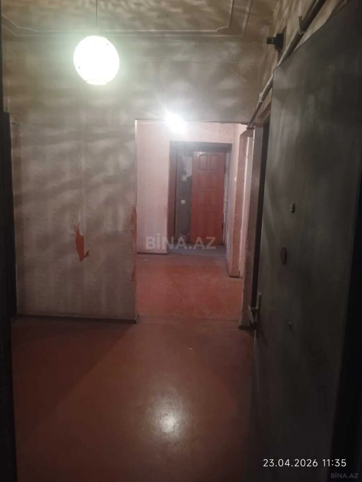 Satılır 5 otaqlı mənzil 120 m²