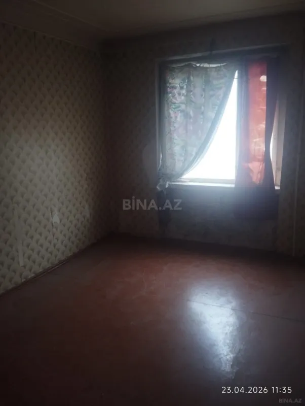 Satılır 5 otaqlı mənzil 120 m²