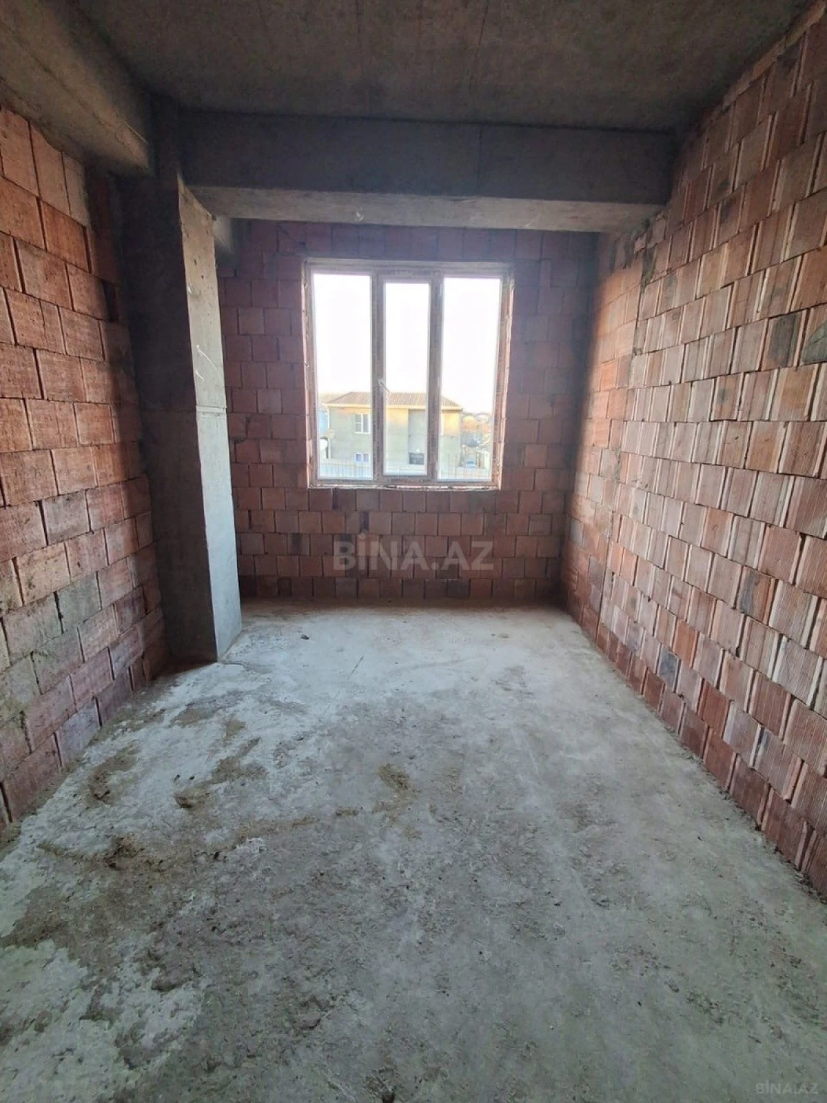 Satılır 2 otaqlı mənzil 60 m²