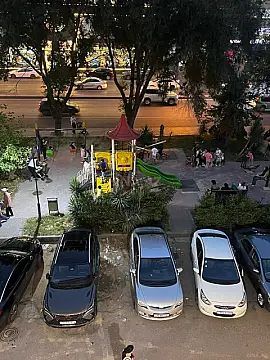 Kirayə verilir 2 otaqlı mənzil 80 m²