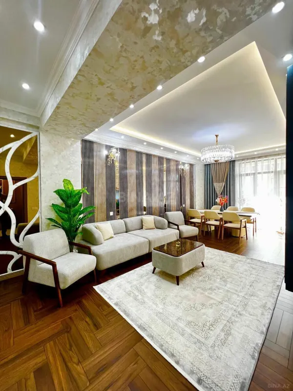 Satılır 3 otaqlı mənzil 128 m²