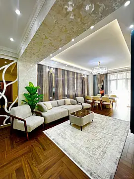 Satılır 3 otaqlı mənzil 128 m²