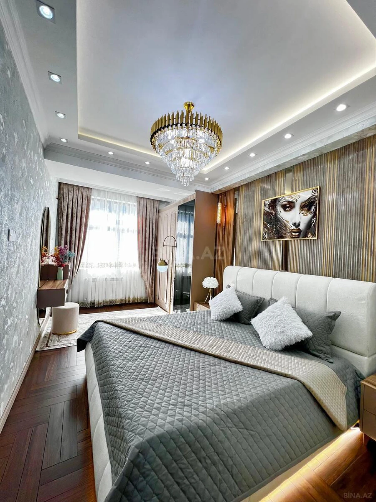 Satılır 3 otaqlı mənzil 128 m²