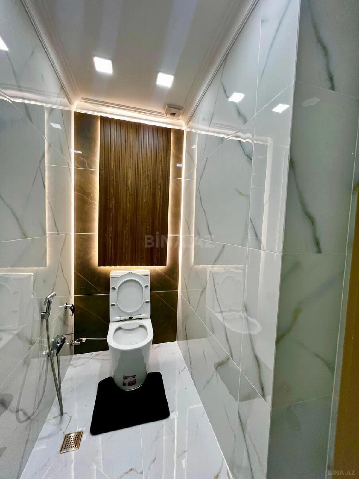 Satılır 3 otaqlı mənzil 128 m²