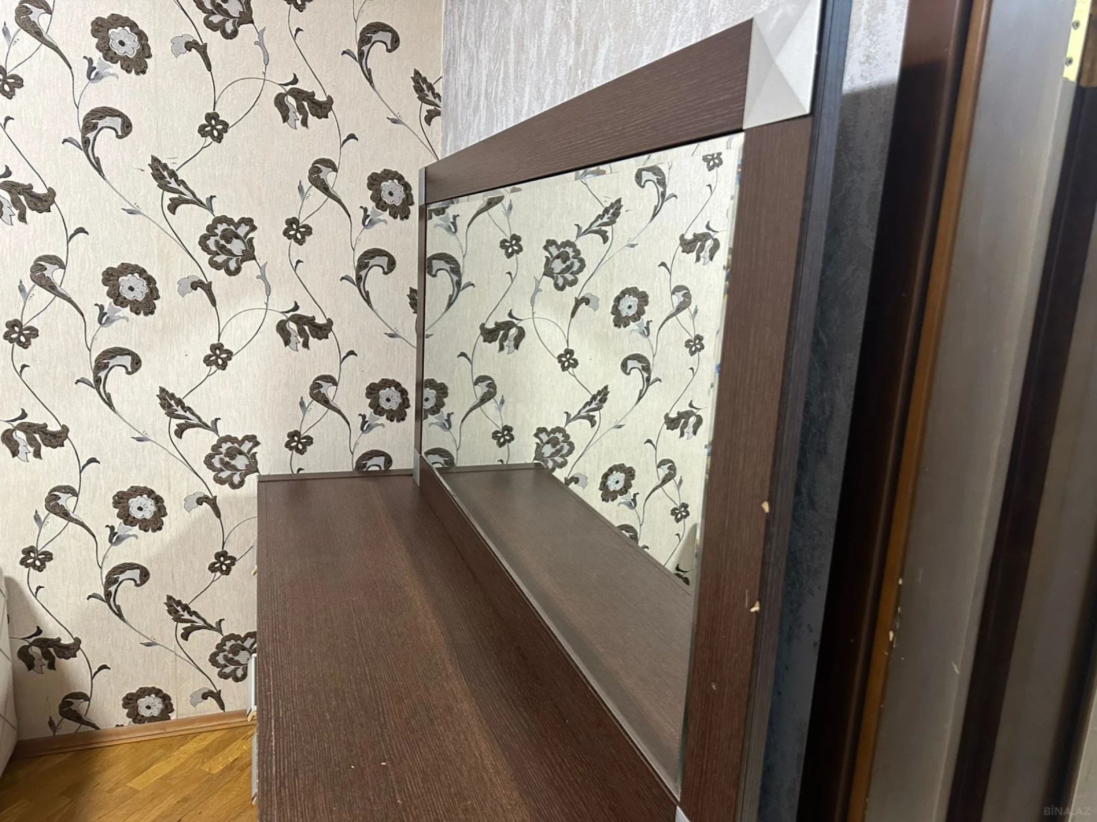 Kirayə verilir 2 otaqlı mənzil 67 m²