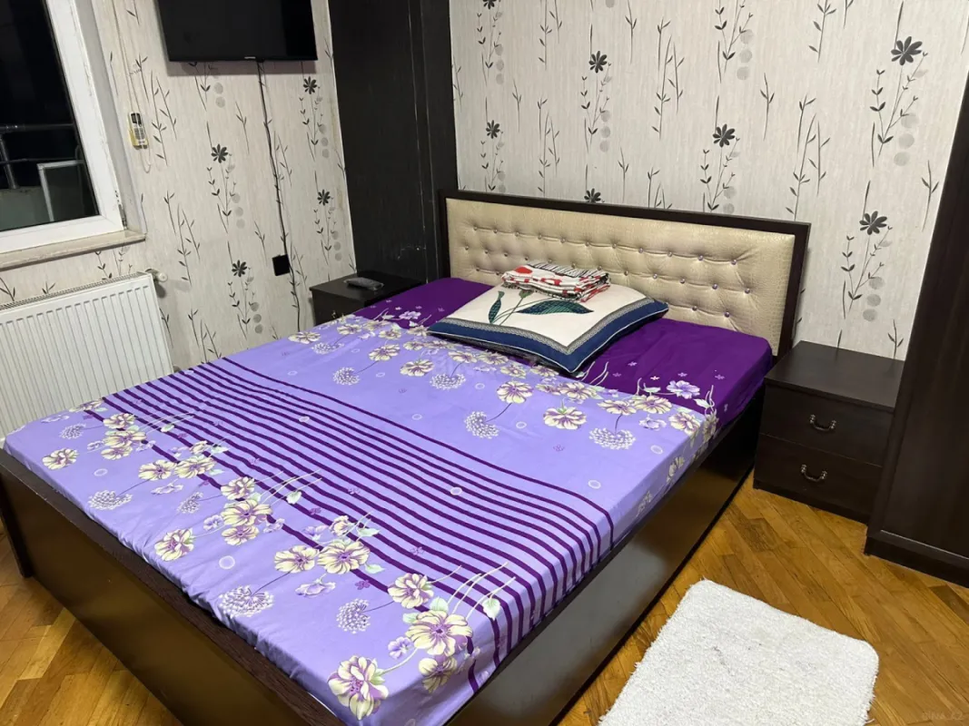 Kirayə verilir 2 otaqlı mənzil 67 m²