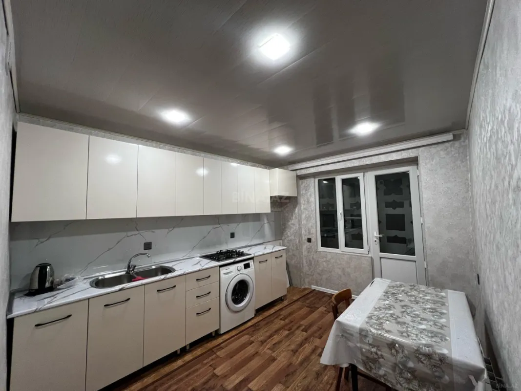 Kirayə verilir 2 otaqlı mənzil 60 m²