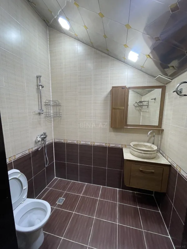 Kirayə verilir 6 otaqlı həyət evi 300 m²