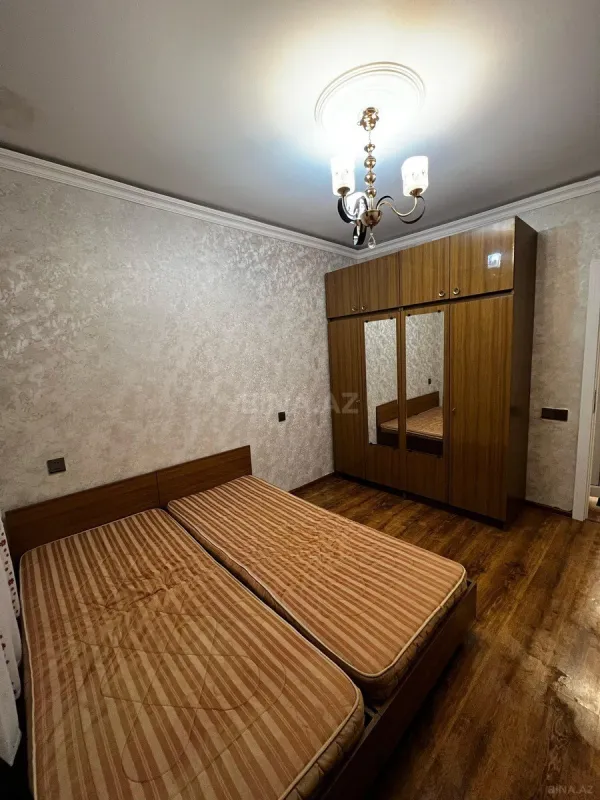 Kirayə verilir 2 otaqlı mənzil 65 m²