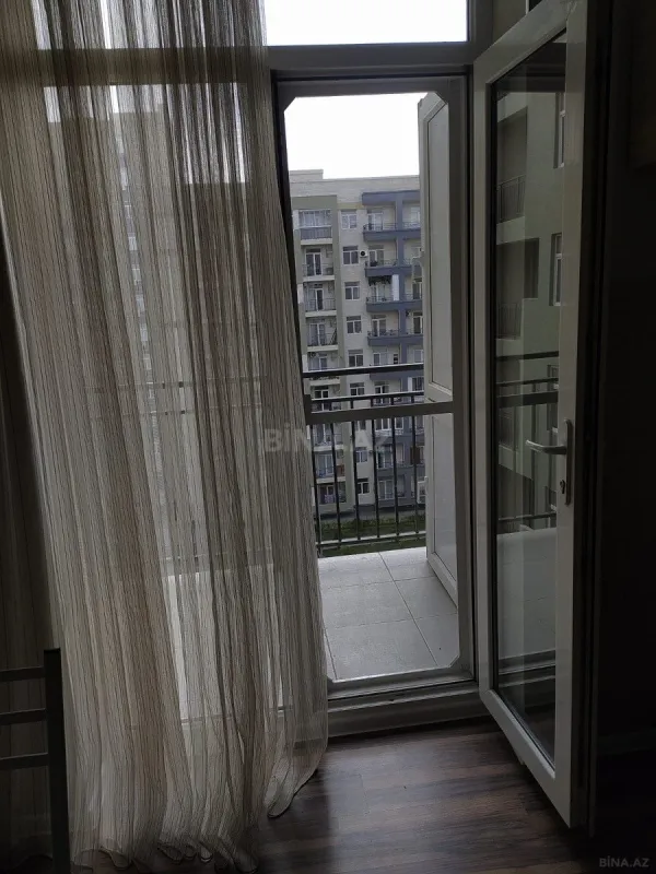 Kirayə verilir 2 otaqlı mənzil 60 m²