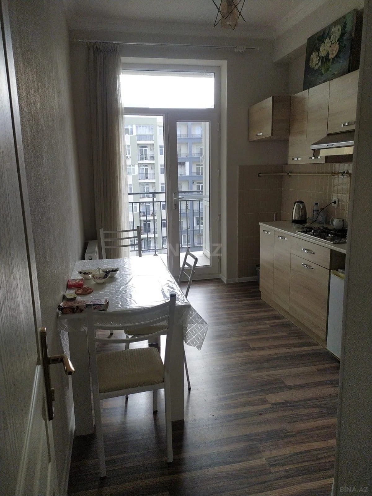 Kirayə verilir 2 otaqlı mənzil 60 m²